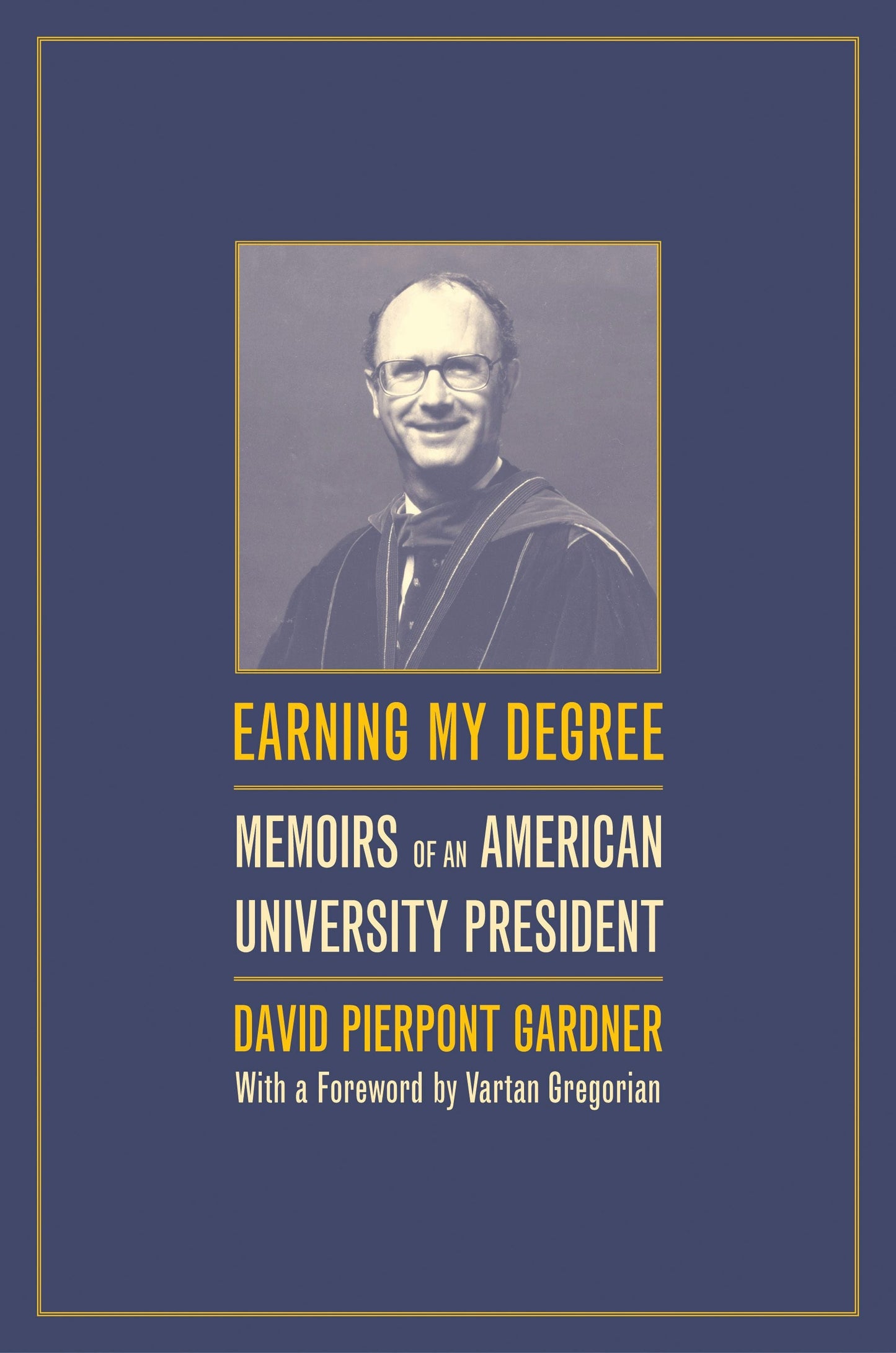 Book cover image for Earning My Degree ISBN: 9780520931114