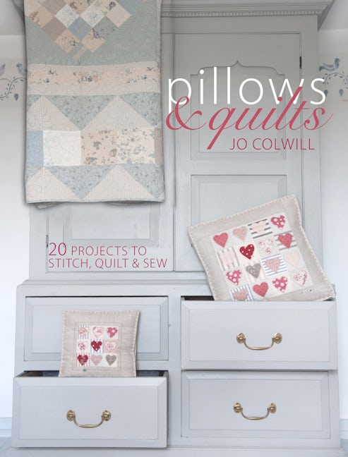Book cover image for Pillows & Quilts ISBN: 9781446303597
