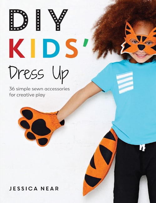 Book cover image for DIY Kids' Dress Up ISBN: 9781446306772