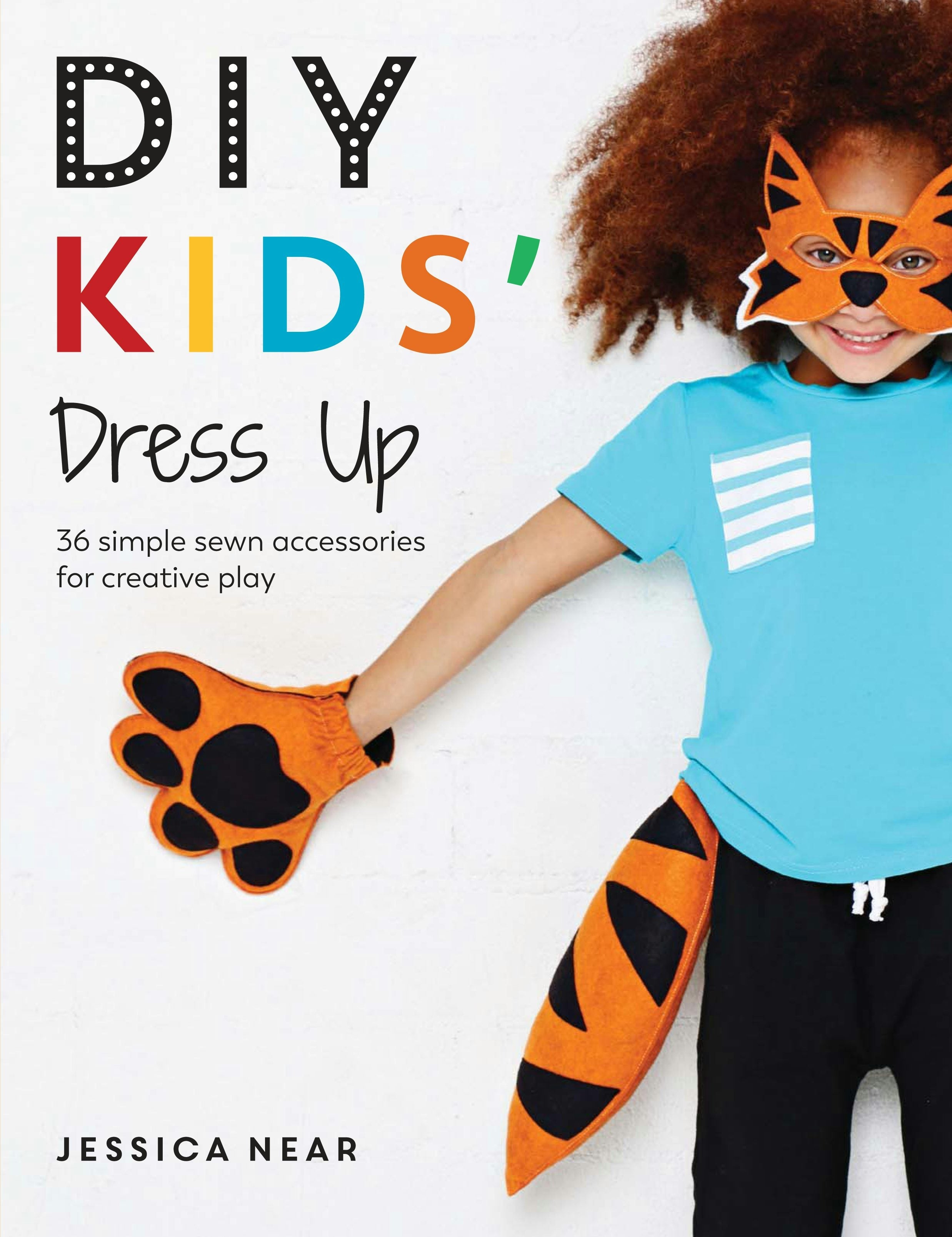 Book cover image for DIY Kids' Dress Up ISBN: 9781446376522