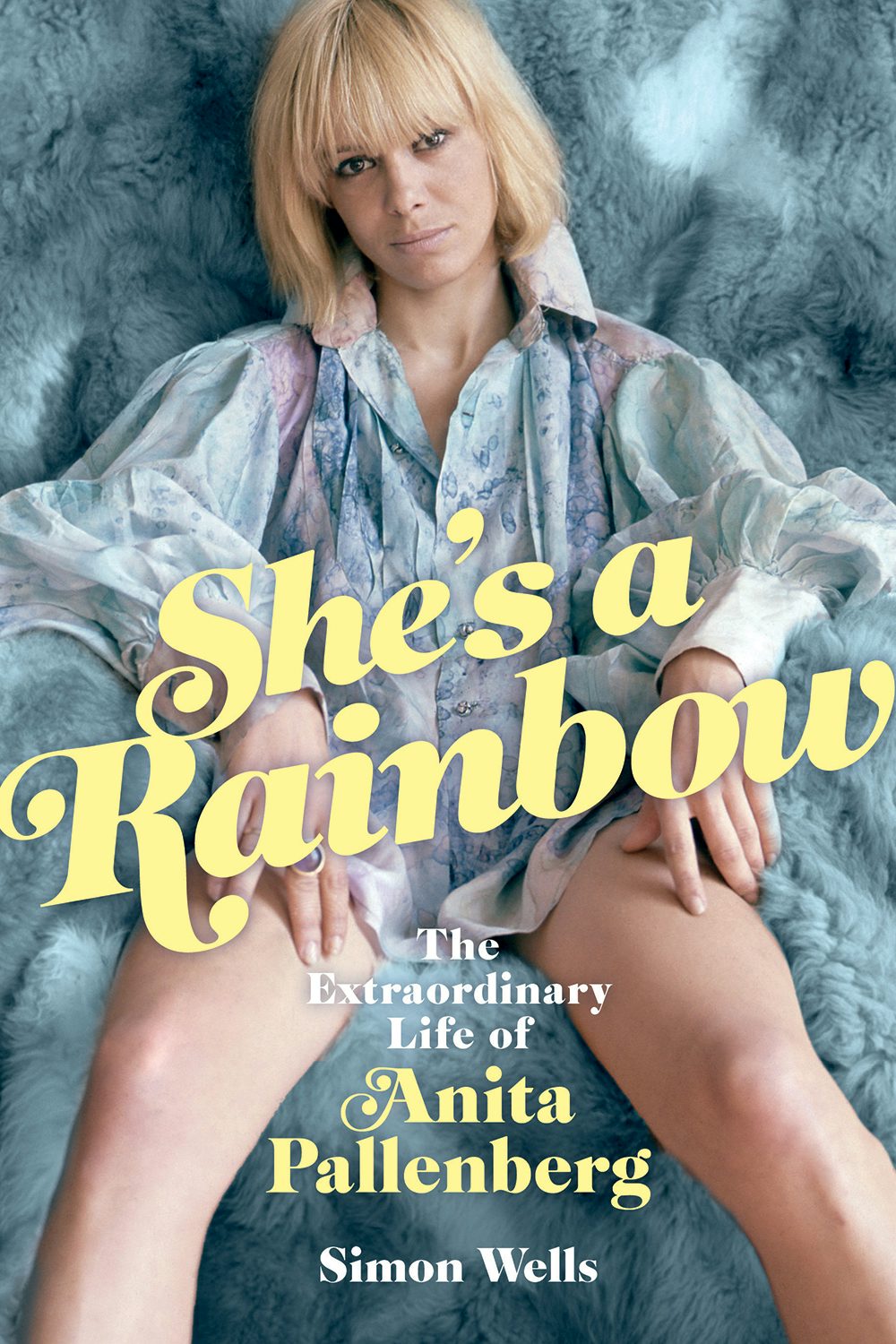 Book cover image for She's a Rainbow: The Extraordinary Life of Anita Pallenberg ISBN: 9781785588457