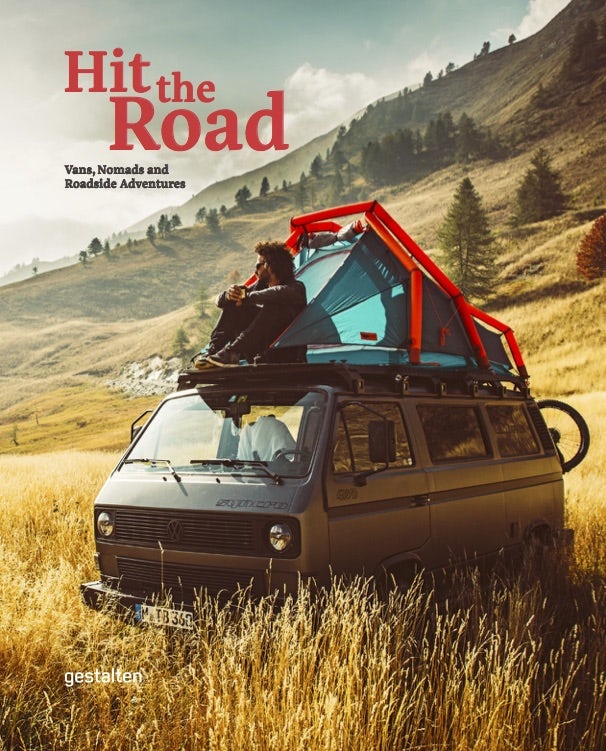Book cover image for Hit the Road ISBN: 9783899559385