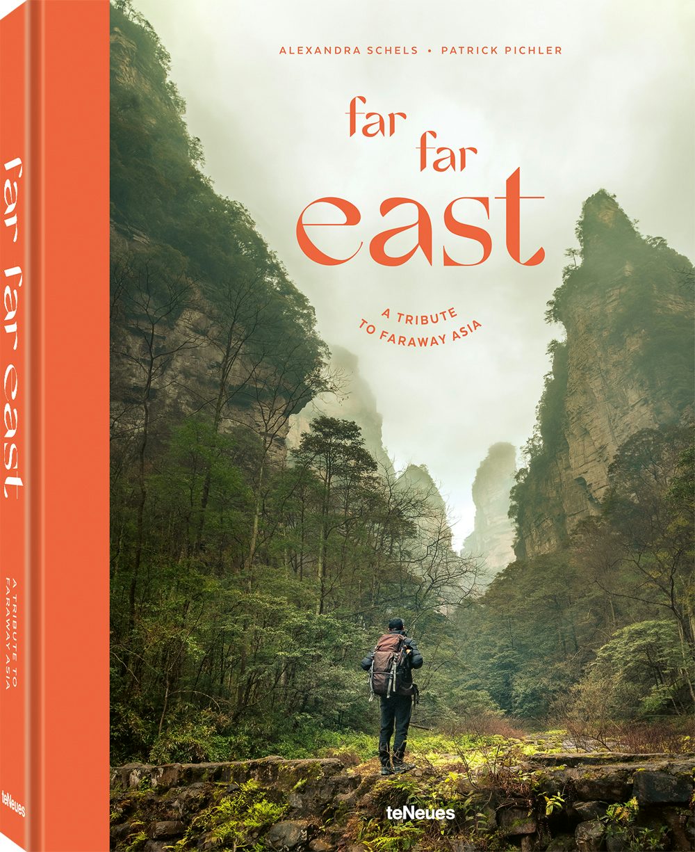 Book cover image for Far Far East ISBN: 9783961713479