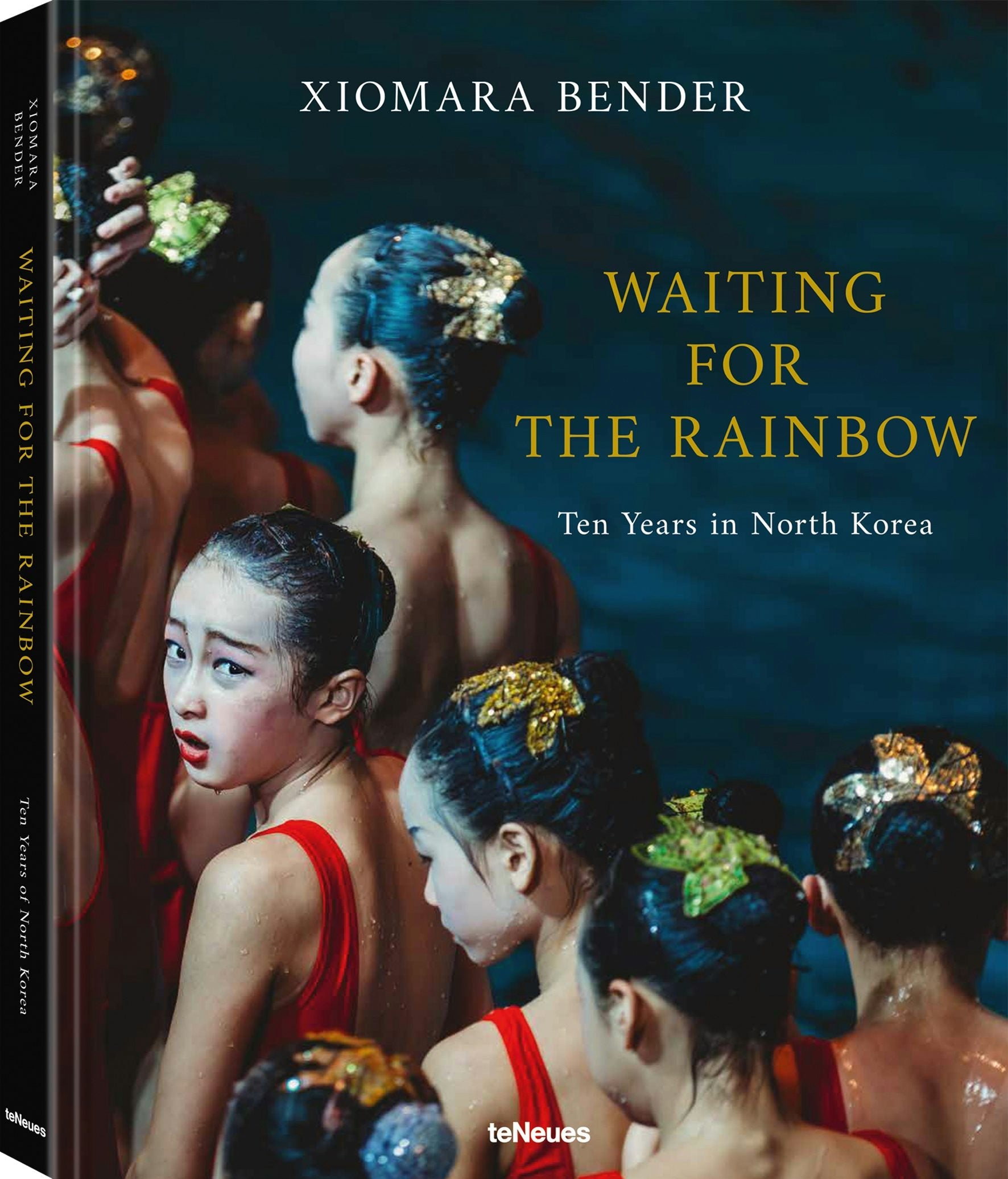 Book cover image for Waiting for the Rainbow ISBN: 9783961715534