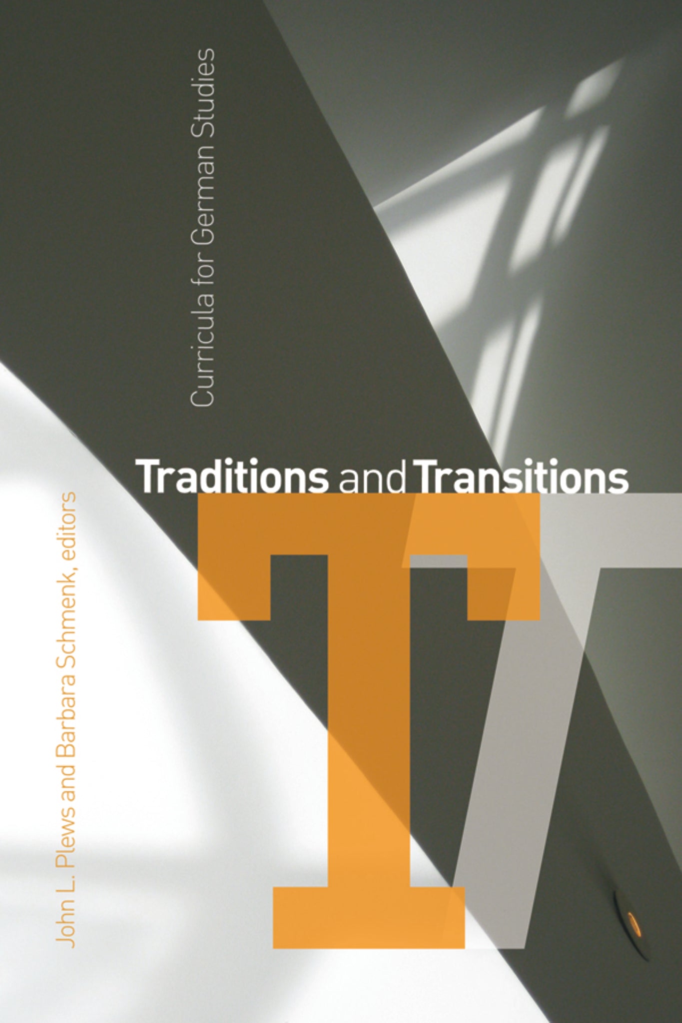 Cover image for Traditions and Transitions ISBN 9781554584314
