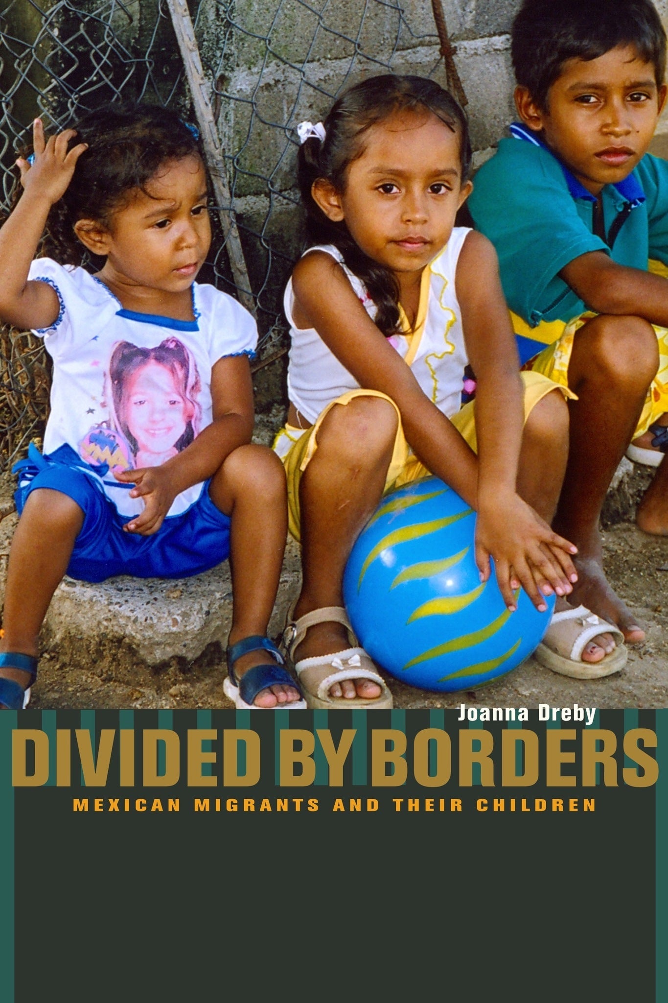 Cover image for Divided by Borders ISBN 9780520945838