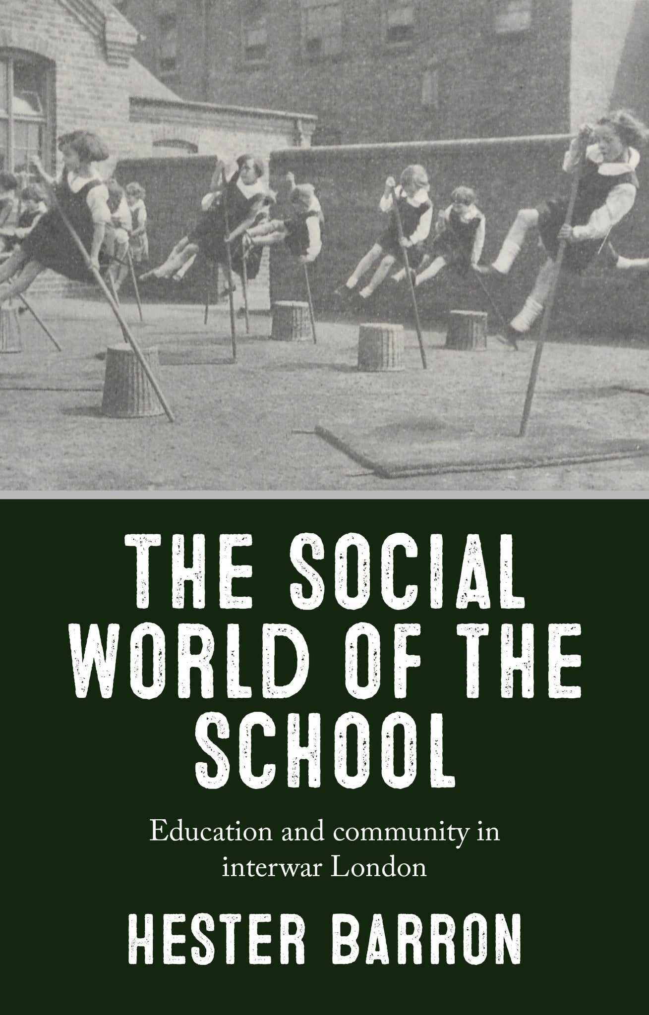 Cover image for The social world of the school ISBN 9781526150752
