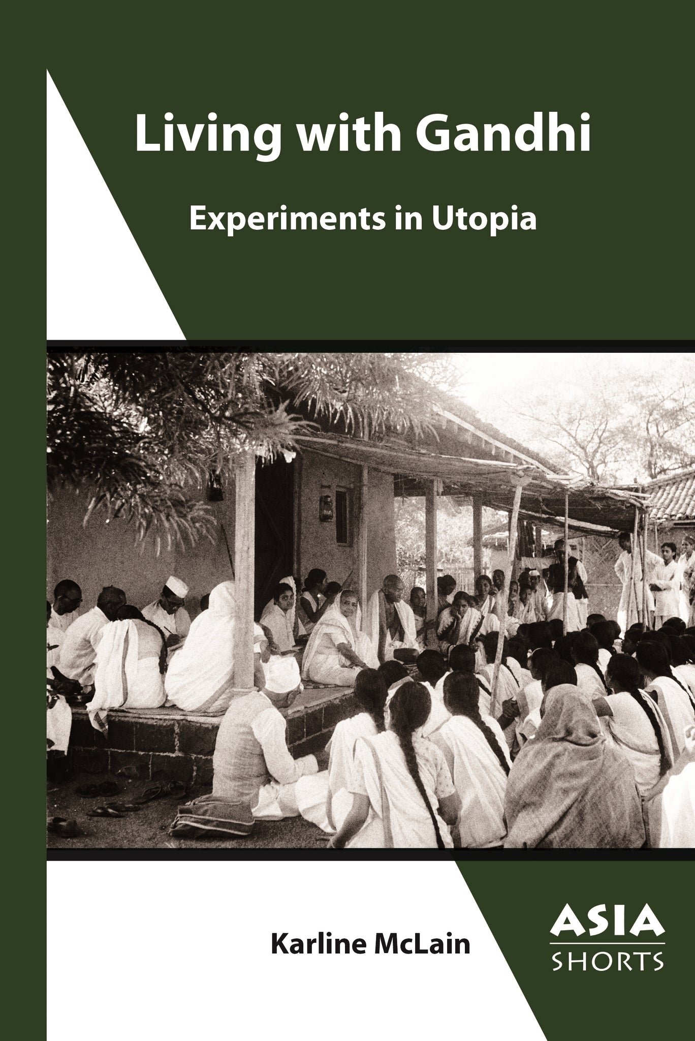 Cover image for Living with Gandhi ISBN 9781952636554