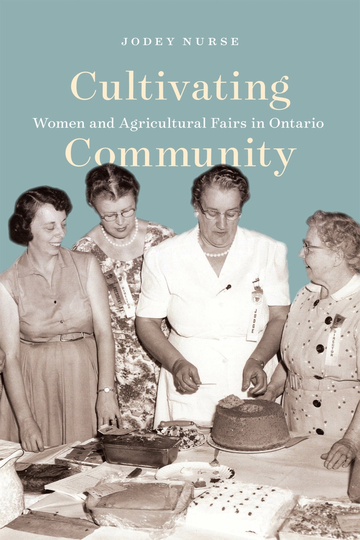 Cover image for Cultivating Community ISBN 9780228009146