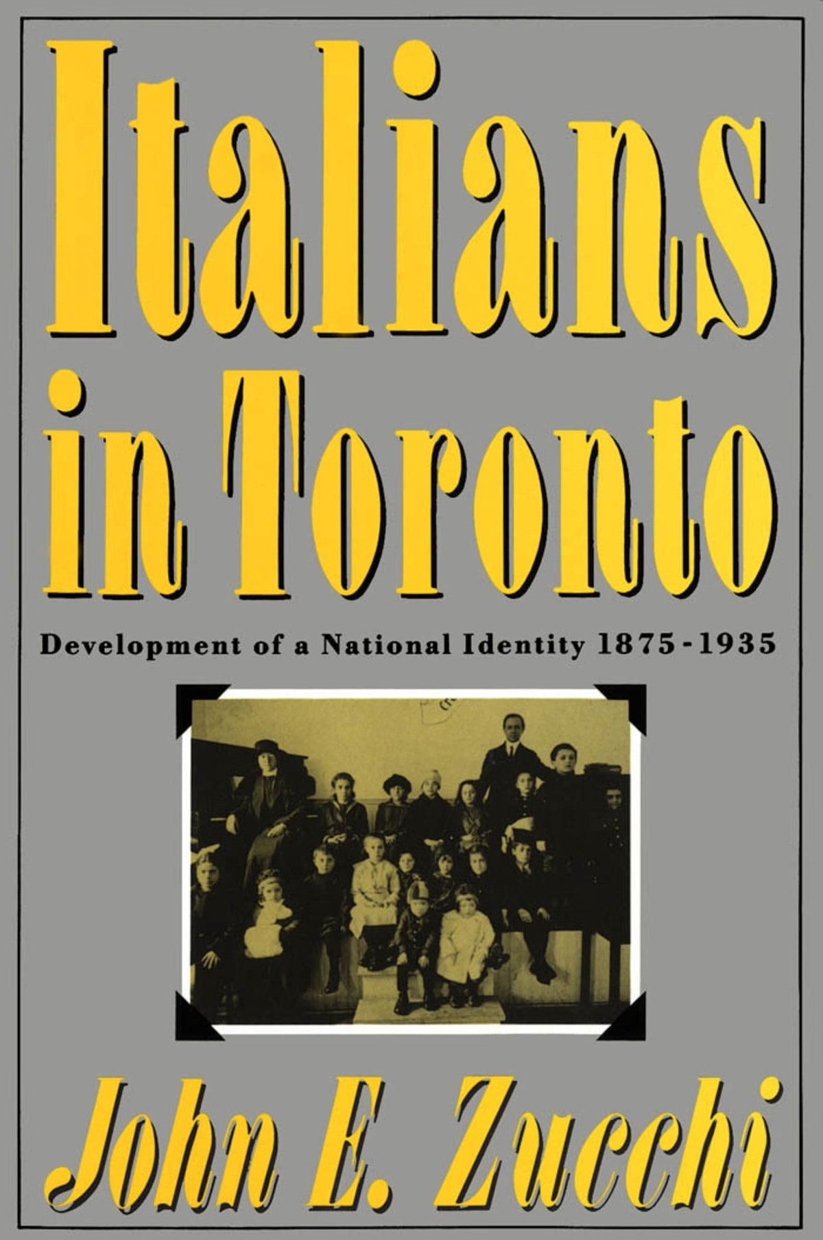 Cover image for Italians in Toronto ISBN 9780773507821