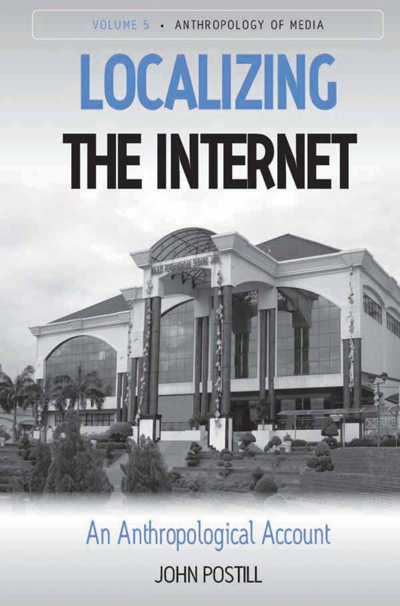 Cover image for Localizing the Internet ISBN 9780857451989
