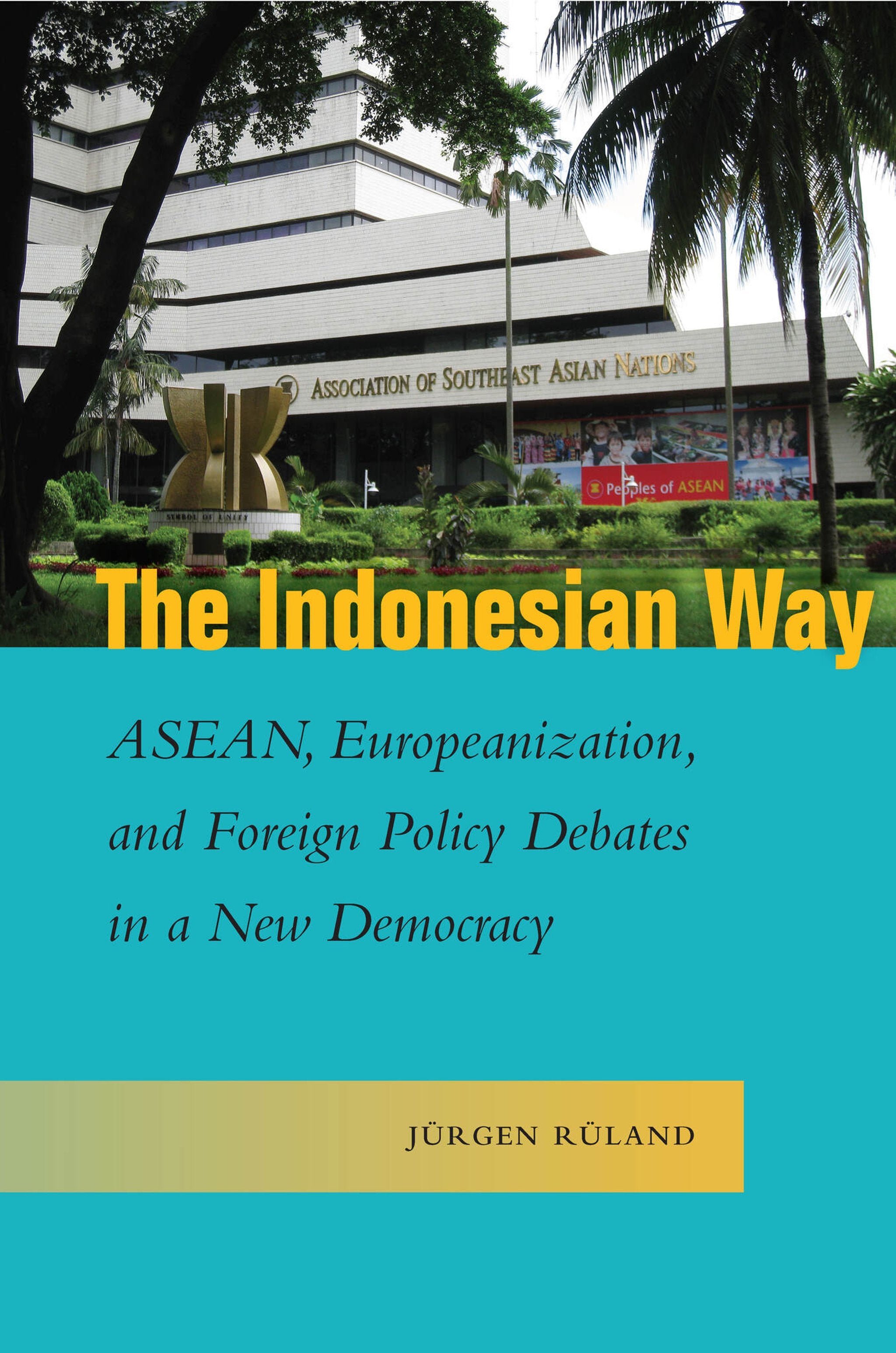 Cover image for The Indonesian Way ISBN 9781503602854