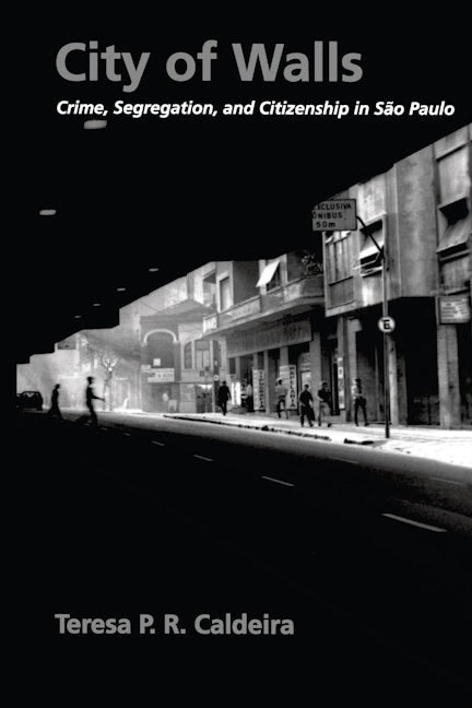 Book cover image for City of Walls ISBN: 9780520221437