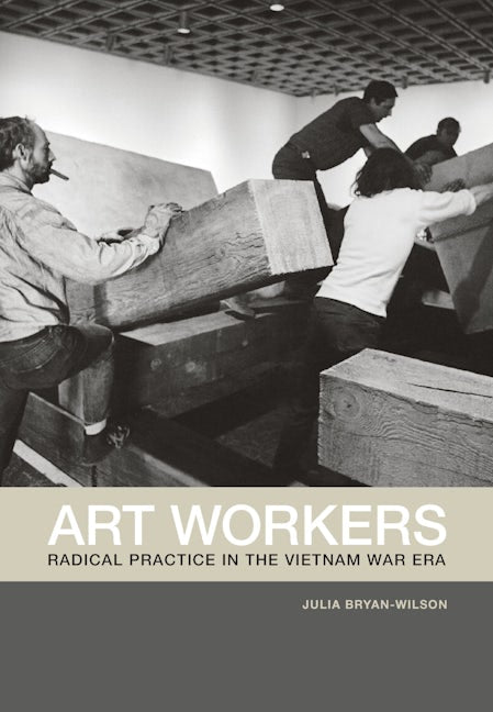 Book cover image for Art Workers ISBN: 9780520269750