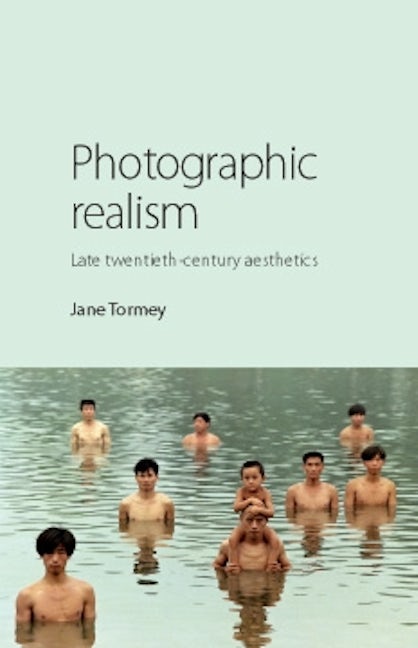 Book cover image for Photographic realism ISBN: 9780719081569