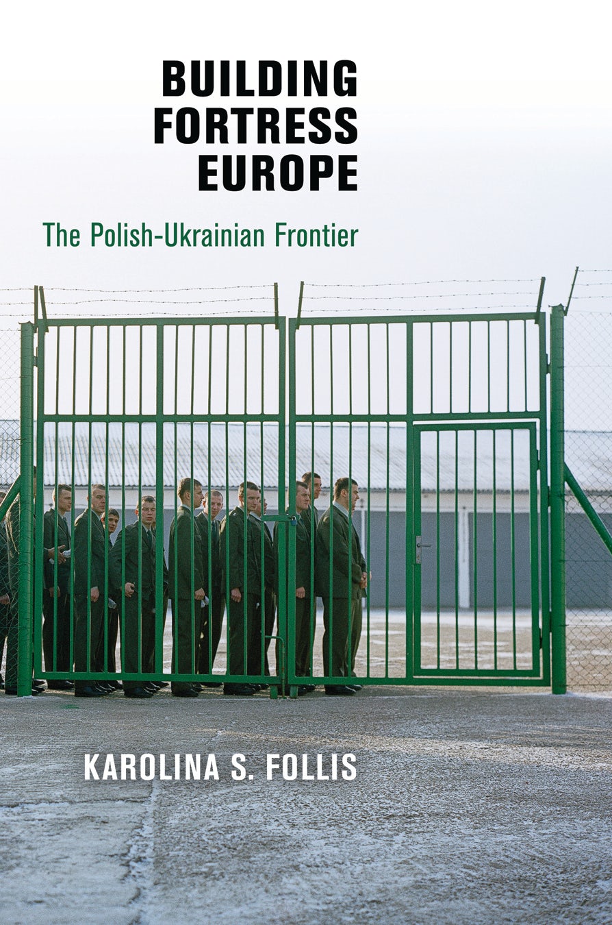 Book cover image for Building Fortress Europe ISBN: 9780812206609