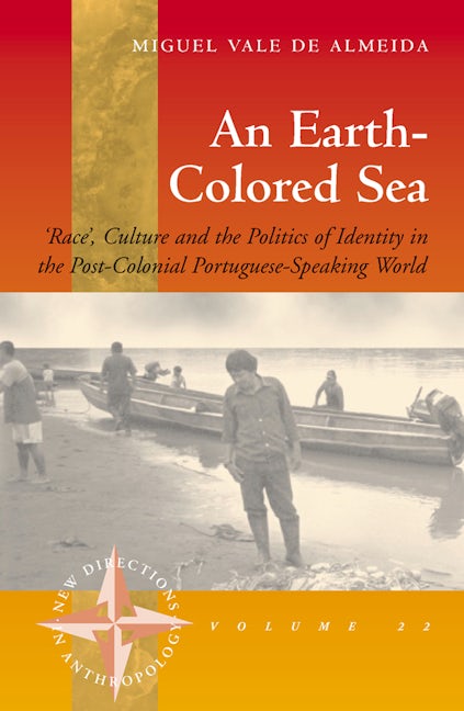 Book cover image for An Earth-colored Sea ISBN: 9781571816078