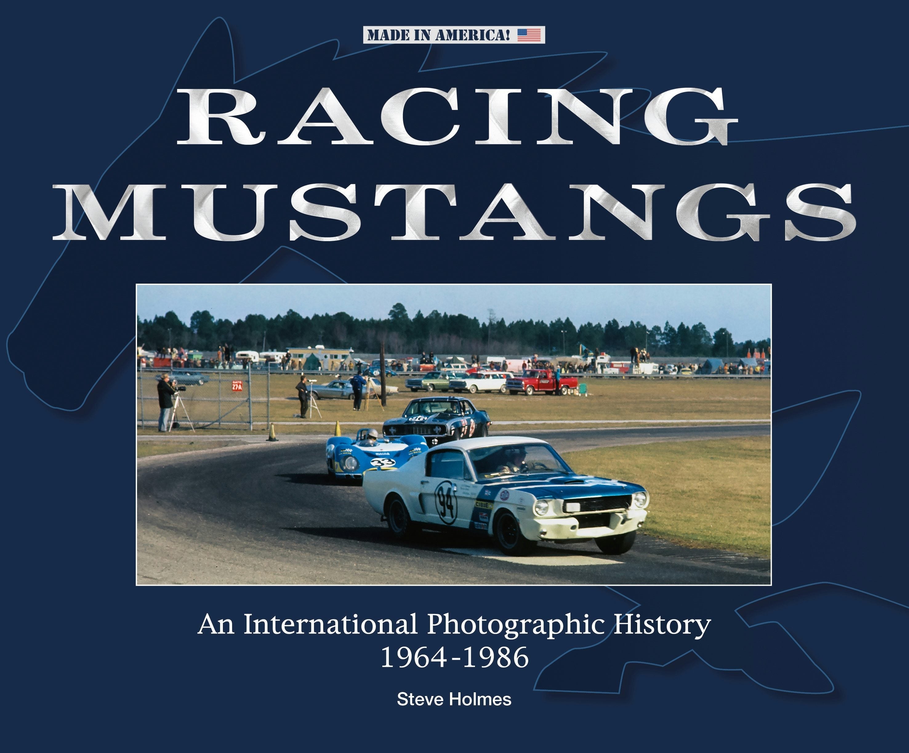Book cover image for Racing Mustangs ISBN: 9781787117594