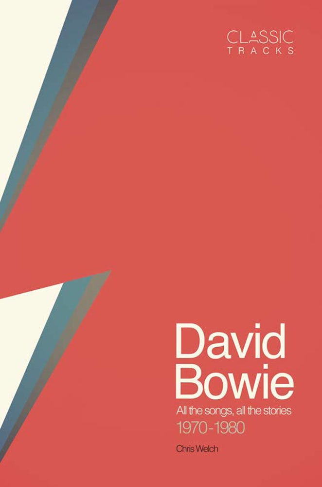 Book cover image for Classic Tracks: David Bowie ISBN: 9781787390690