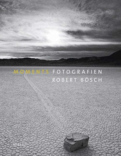 Book cover image for Moments ISBN: 9783716517550