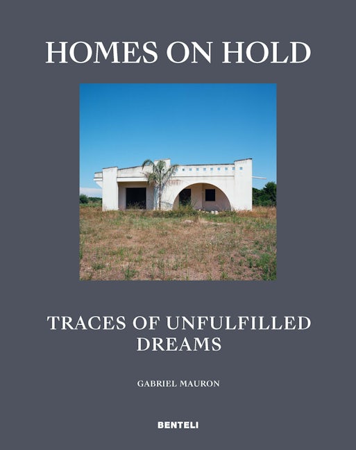 Book cover image for Homes on Hold ISBN: 9783716518694