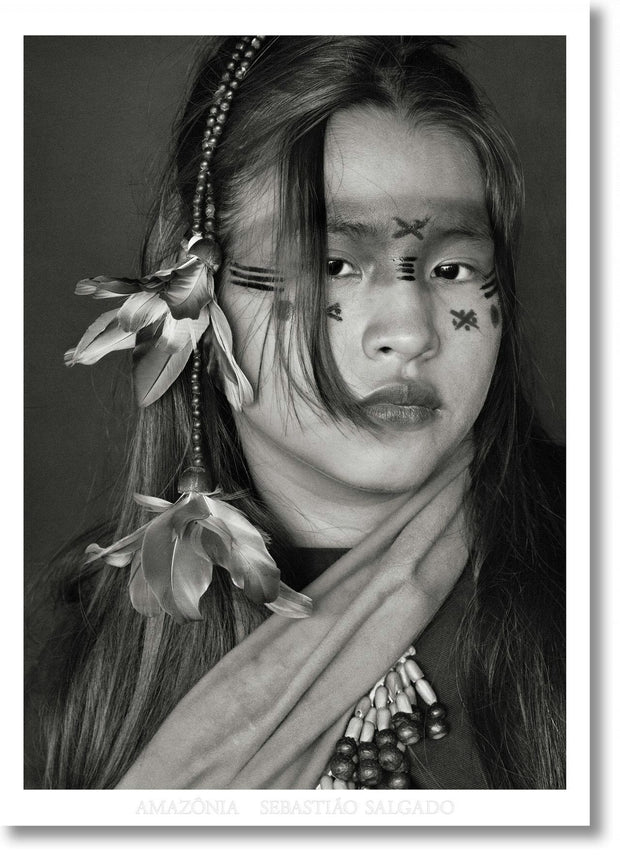Cover image for Sebastião Salgado. Amazônia. Poster ‘Ashaninka Girl’, isbn: 9783836589741