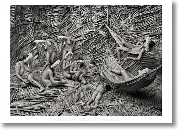 Cover image for Sebastião Salgado. Amazônia. Poster ‘Zo'e Women’, isbn: 9783836589789