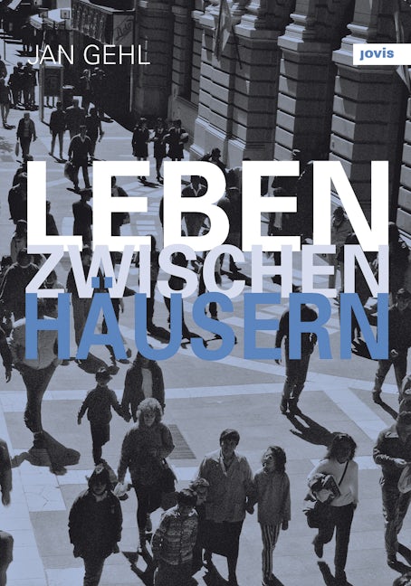 Book cover image for Leben zwischen Häusern ISBN: 9783868591460
