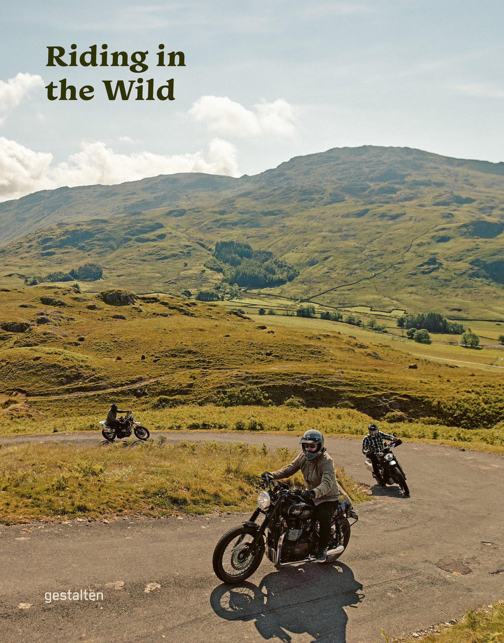 Cover image for Riding in the Wild ISBN 9783967041279