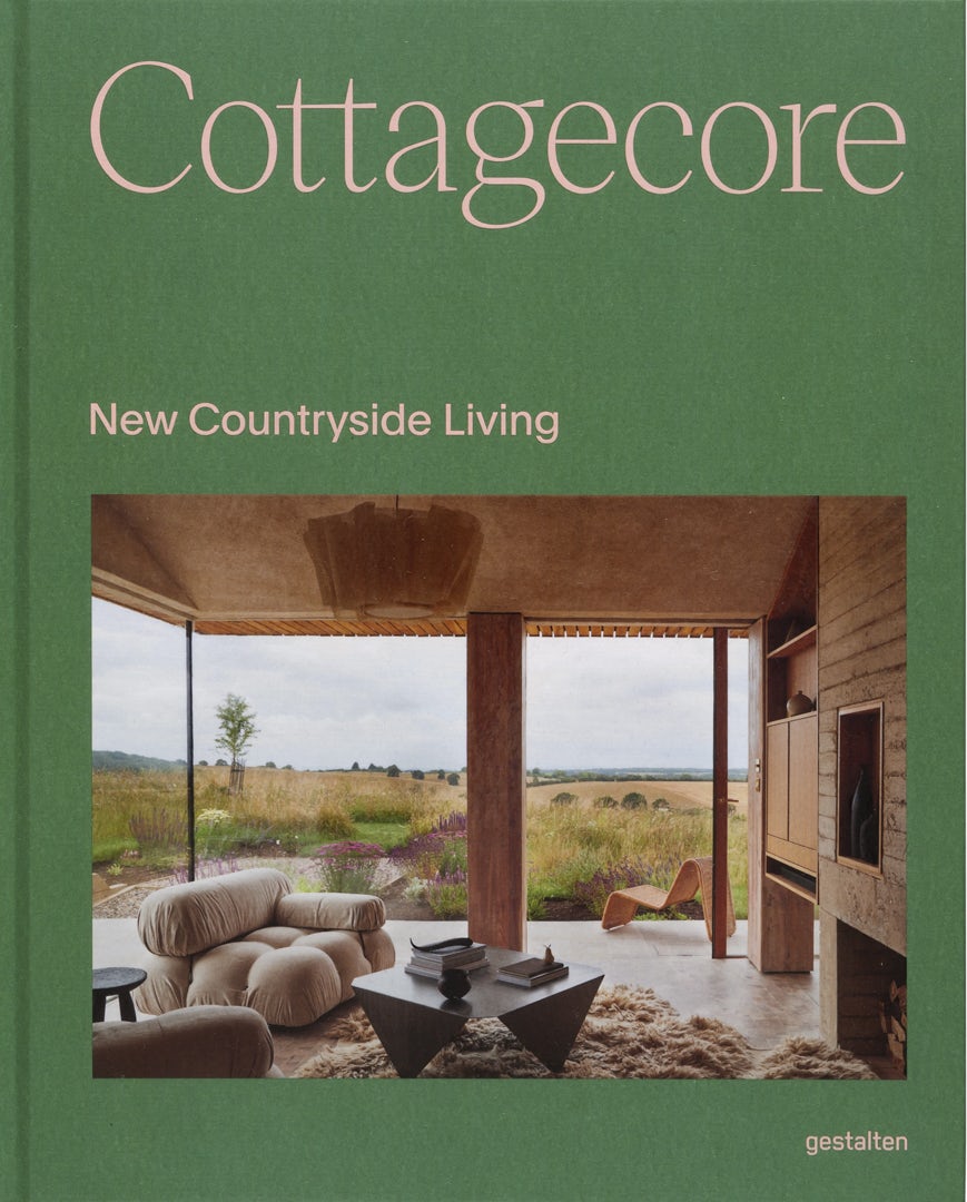 Book cover image for Cottagecore ISBN: 9783967041927
