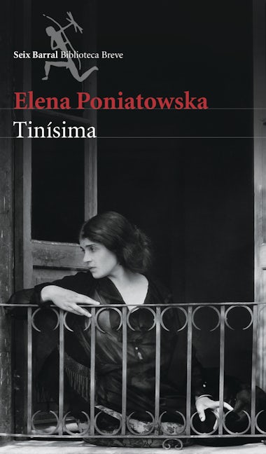 Book cover image for Tinísima (Novela biográfica / A Biographical Novel) ISBN: 9786070737107