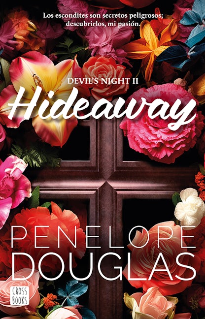 Book cover image for Hideaway ISBN: 9786073913157