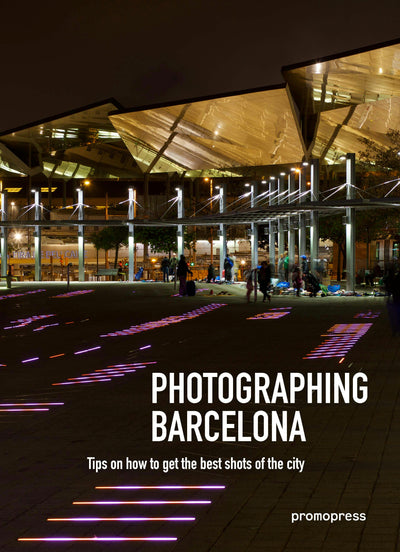 Cover image for Photographing Barcelona, isbn: 9788416851645