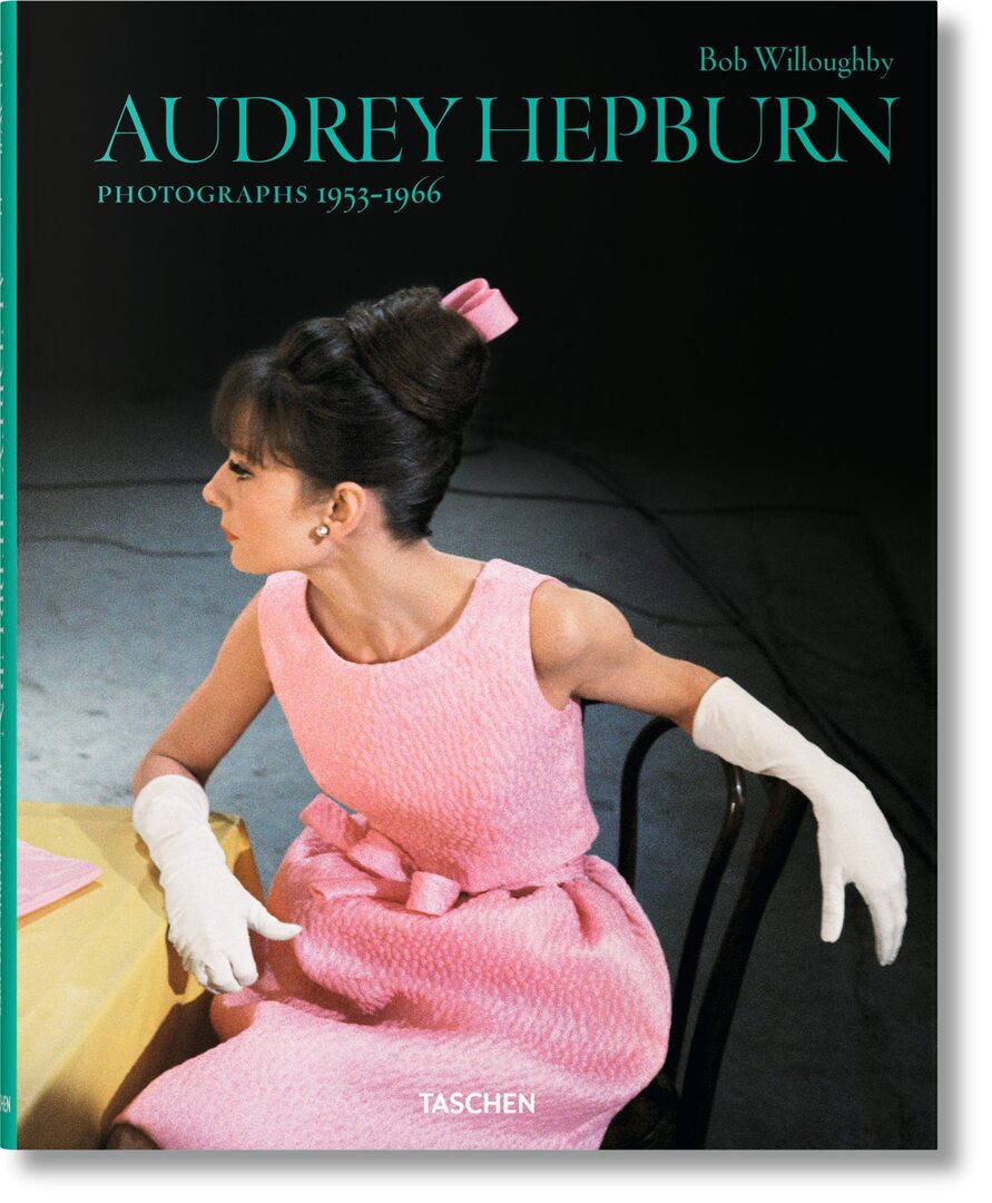 Cover image for Bob Willoughby. Audrey Hepburn. Photographs 1953–1966 ISBN 9783836554497