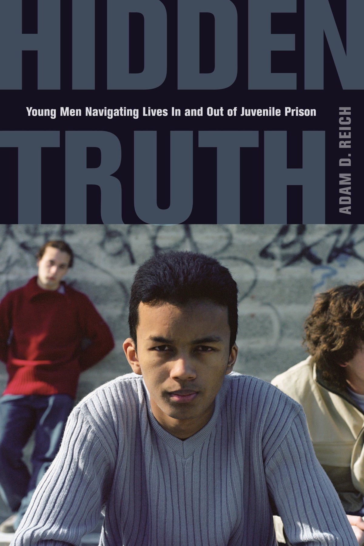 Cover image for Hidden Truth ISBN 9780520262676