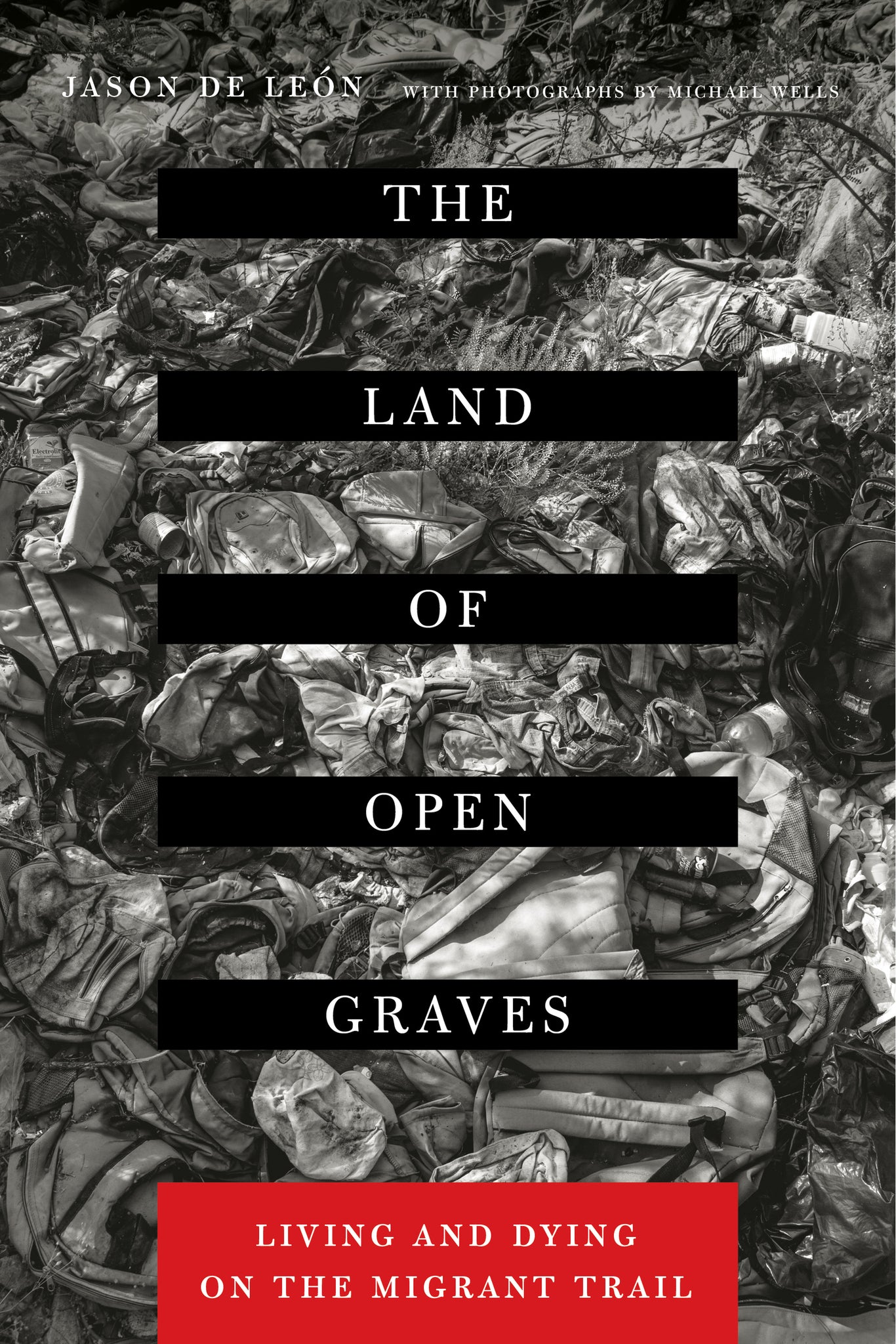 Cover image for The Land of Open Graves ISBN 9780520282759