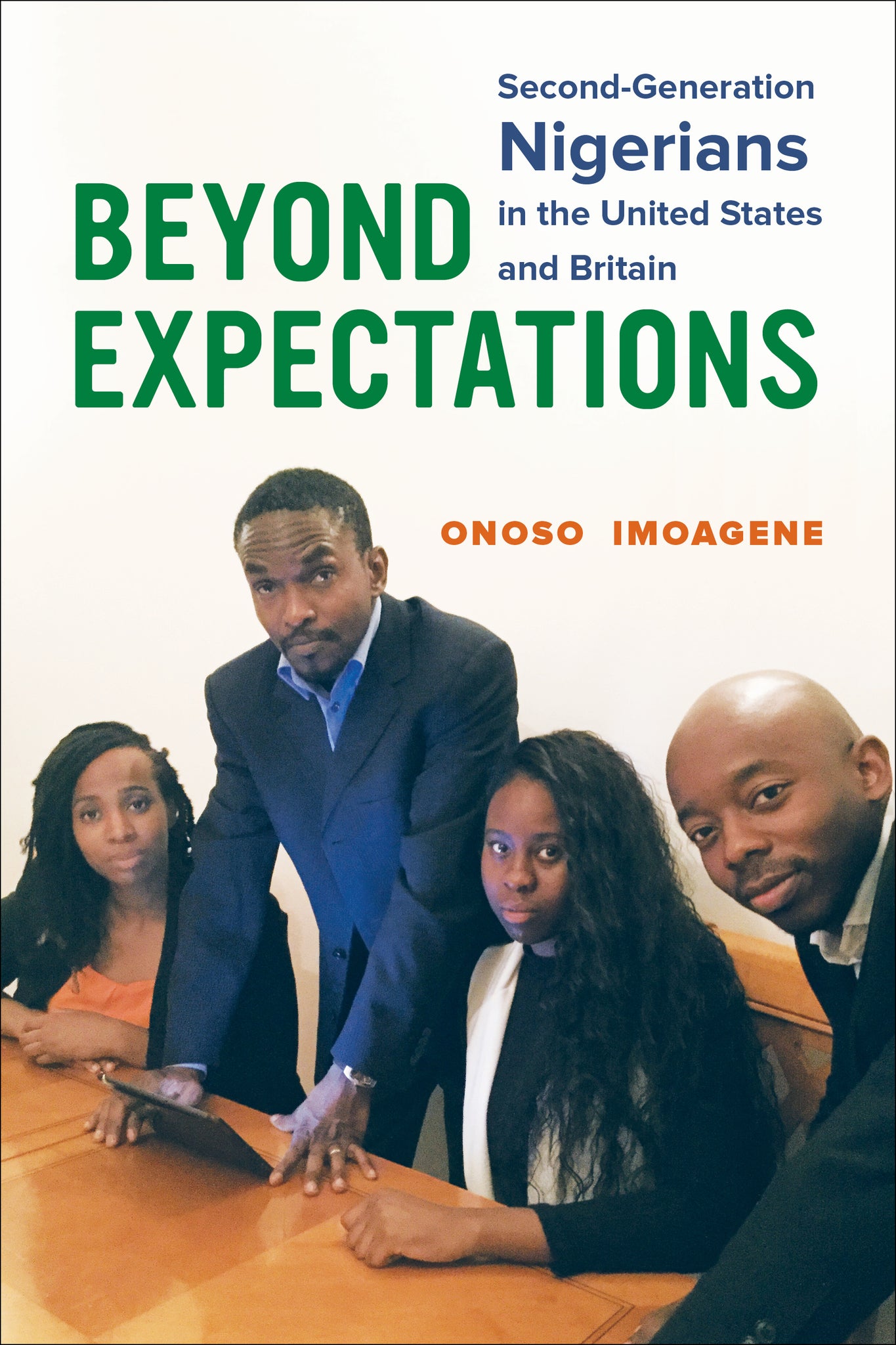 Cover image for Beyond Expectations ISBN 9780520292321