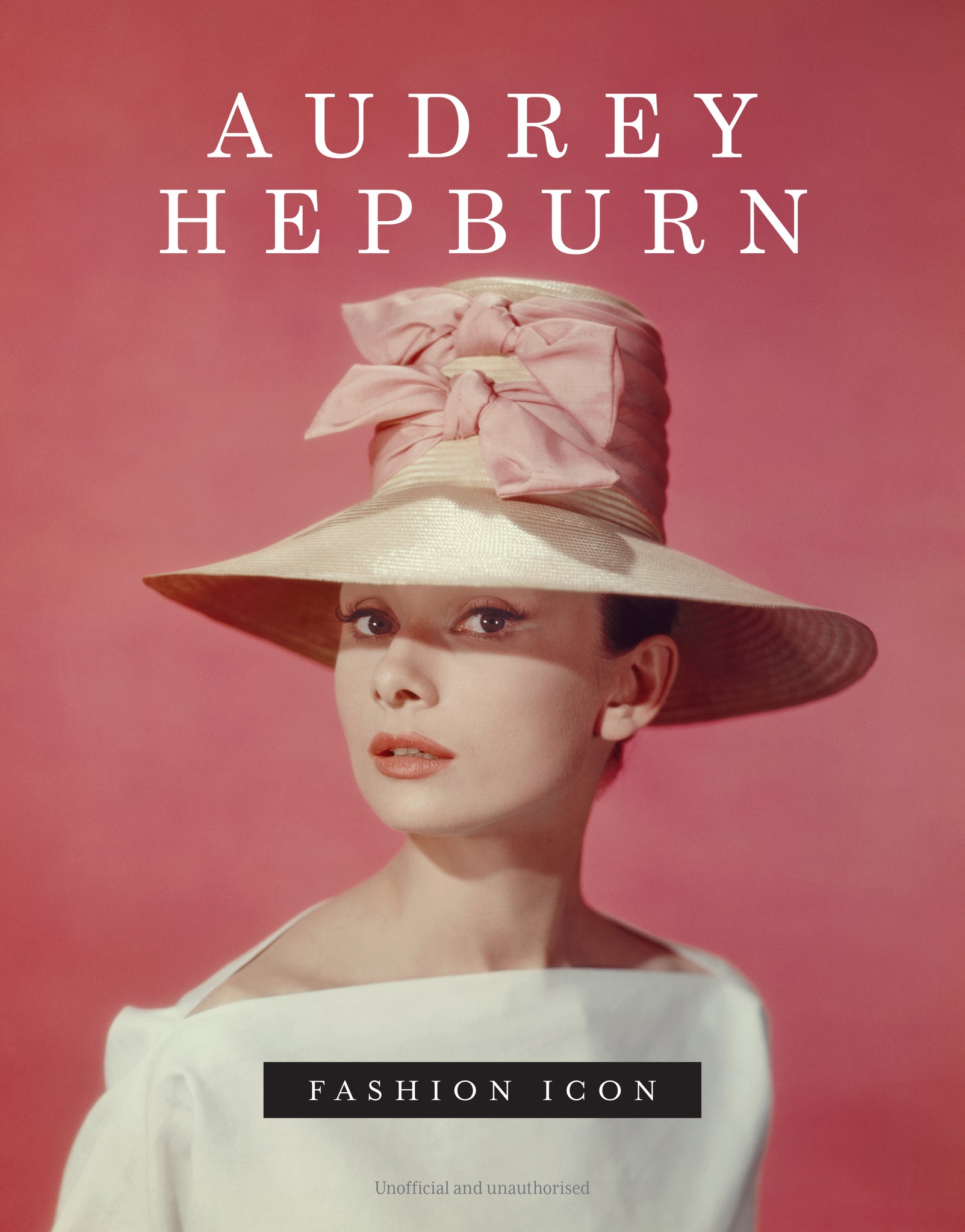 Cover image for Audrey Hepburn - Fashion Icon ISBN 9781917259897