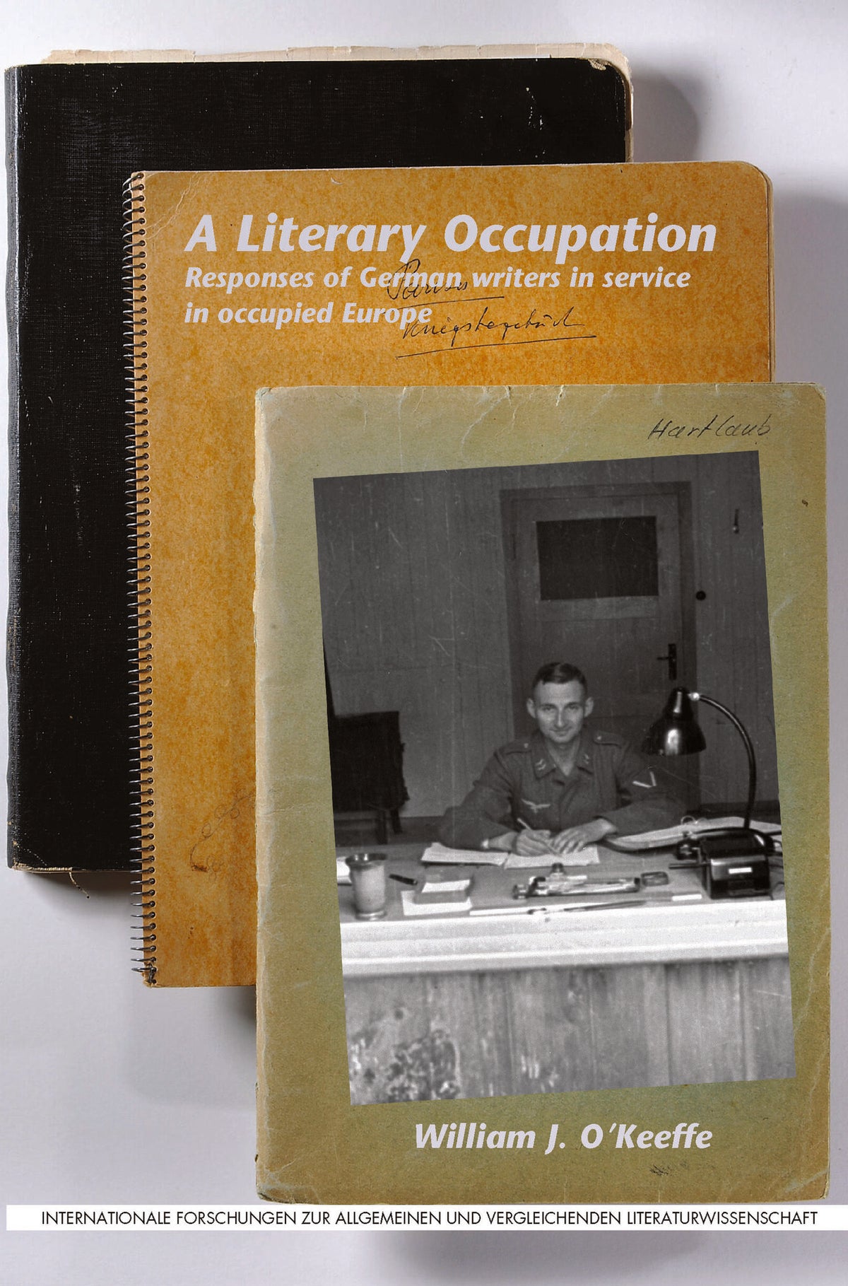 Cover image for A Literary Occupation ISBN 9789042037700