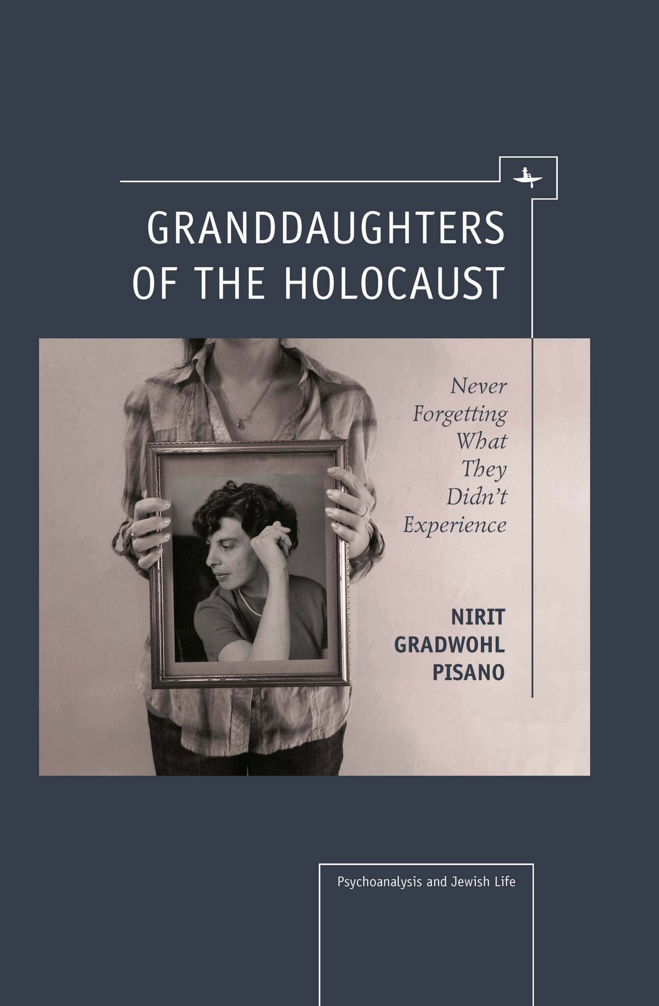 Cover image for Granddaughters of the Holocaust ISBN 9781936235889