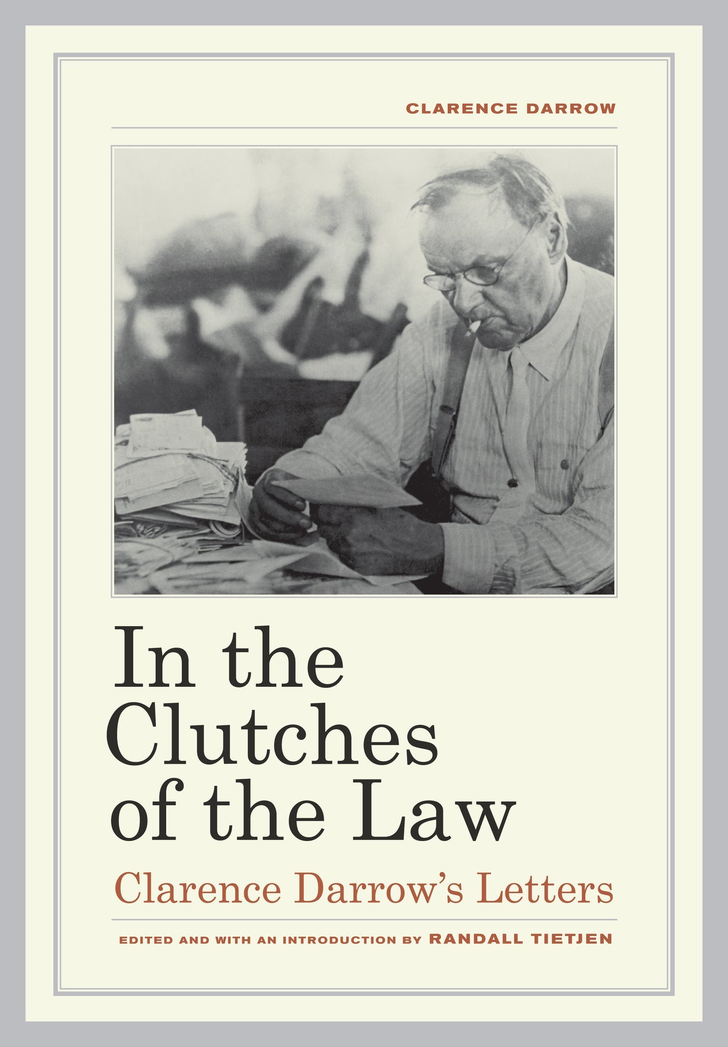 Cover image for In the Clutches of the Law ISBN 9780520954588